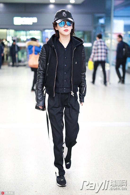 杨紫黑色阔腿牛仔裤,杨紫健身裤
