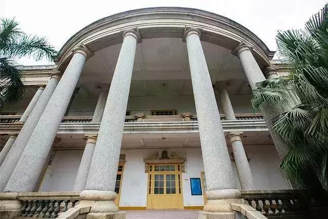 鼓浪屿红瓦绿树,走进厦门鼓浪屿视频