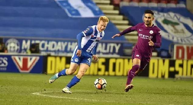 足总杯决赛曼城13秒轰进世界波,英超大冷门曼城