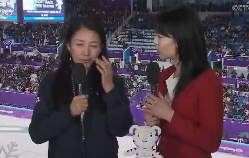 大杨扬被犯规,大杨扬流泪