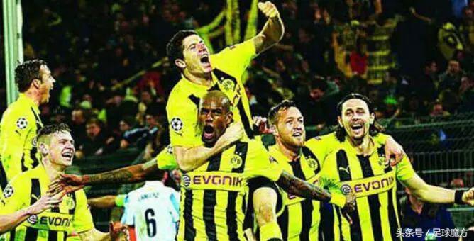 足坛那些令人泪目的瞬间,盘点足坛那些不可思议的奇迹