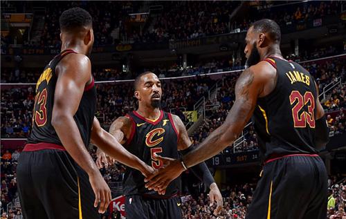 楠戝＋澶ц触鍚庢嘲浼﹀崲鍙戝０,灏嗗竻涓嶅拰