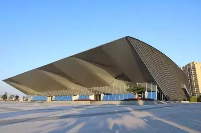 肇庆各区近十年的变化,肇庆曾经的辉煌和现在的发展