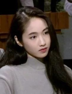 王祖贤复古港风口红色,李嘉欣酵色口红