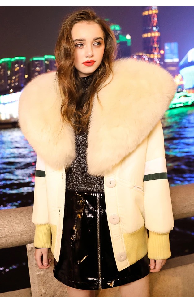 短款羽绒服的“时尚革命”，轻松告别“土肥圆”