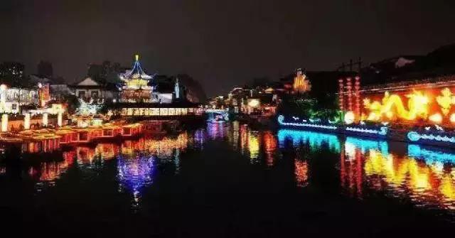 元宵节看花灯的景点,今年元宵值得去玩的地方