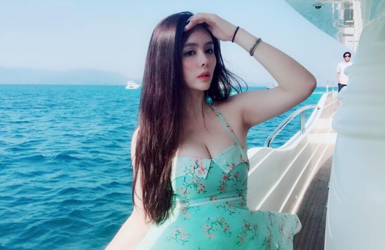 鏂楅奔浠ュ墠涓夐獨鐜扮姸,鏂楅奔鍗″崱鐜板浠婂湪鍝噷鐩存挱