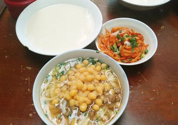 重庆最火的早餐小面,重庆人的早餐从一碗小面开始