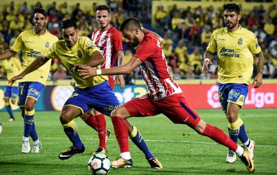 与丁丁睡了2年的男人来中超了:24岁亿级独狼带大连突!