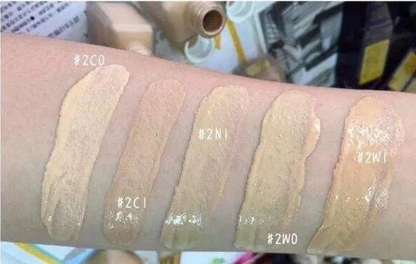 雅诗兰黛DW粉底液色号测评,雅诗兰黛dw粉底液se