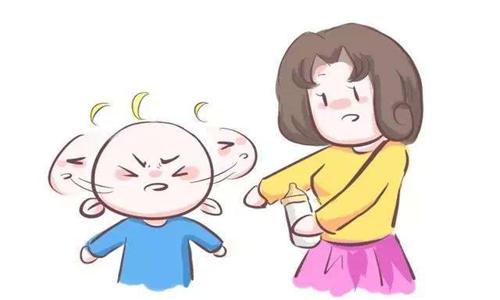 新生儿时期宝宝容易出现哪些不适,新生儿转奶不适的症状