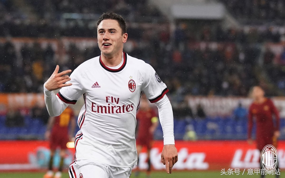 21岁小将经纪人：他爱着米兰，希望能够一直为红黑军团效力