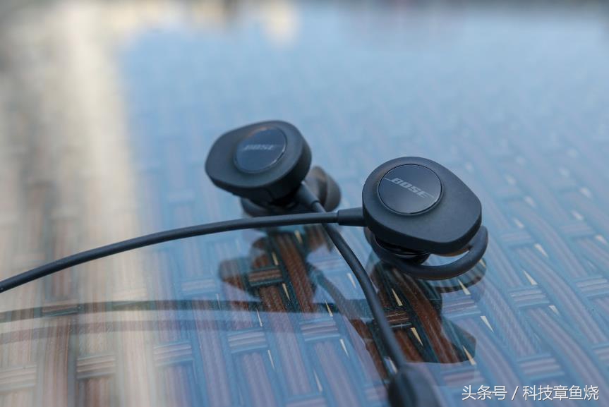 国际大牌的运动耳机做得怎样?我们对比了Bose与JBL的热门产品