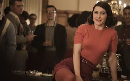 了不起的麦瑟尔夫人测维度,麦瑟尔夫人复古造型