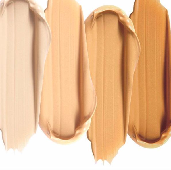 爆红网络靠一头绿发？让80万人沦陷的绝世美颜，竟是靠化妆台上的