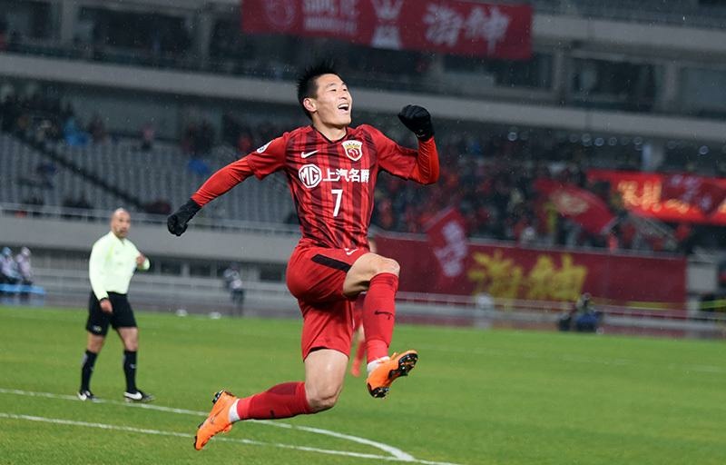 媒体人：武磊让人又爱又恨,武磊梅西成就武球王