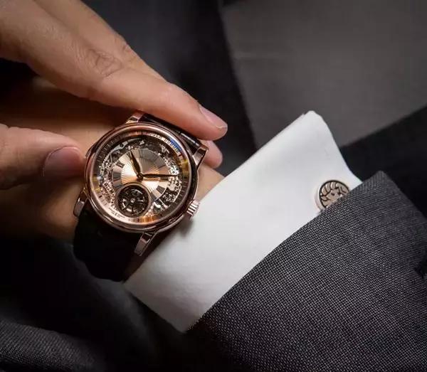 如何玩表入门,新手玩表怎么入门