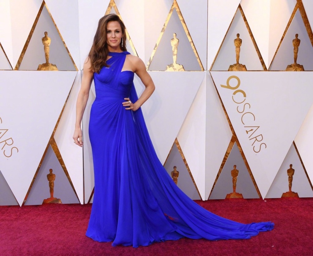 第90届奥斯卡红毯着装大盘点：大表姐、盖尔·加朵闪瞎人眼