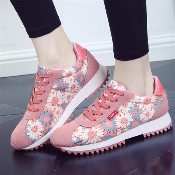 2022年时尚爆款女鞋,最新款最时尚的女鞋