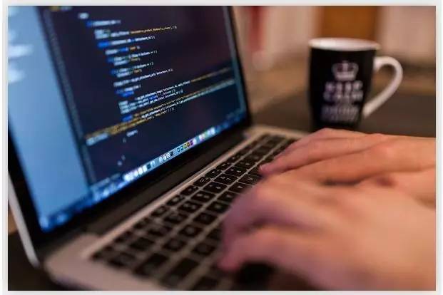 笔记本进水怎么办开不了机,笔记本进水怎么处理没声音