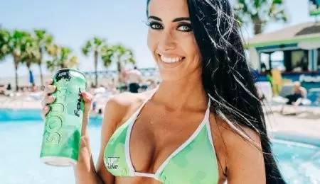 姑娘小心!史上最凶残“*身失**酒”来了|酒肉无忌