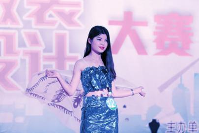 用废旧纸箱做服装,废旧纸箱做战袍