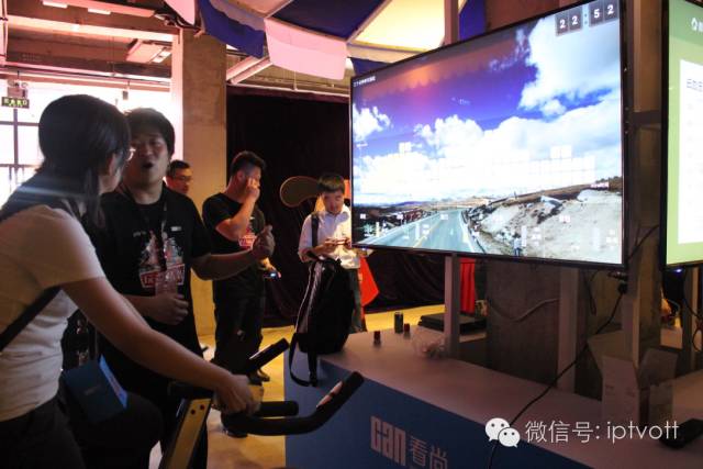 直击：1周年生日趴看尚85寸电视引爆大屏新潮流