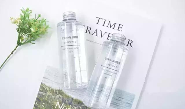 23年烂大街的十款鞋,2021年最烂大街的三款手机