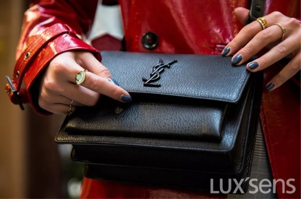 ysl圣罗兰口红62w203啥意思,ysl圣罗兰包包哪里买最便宜地址