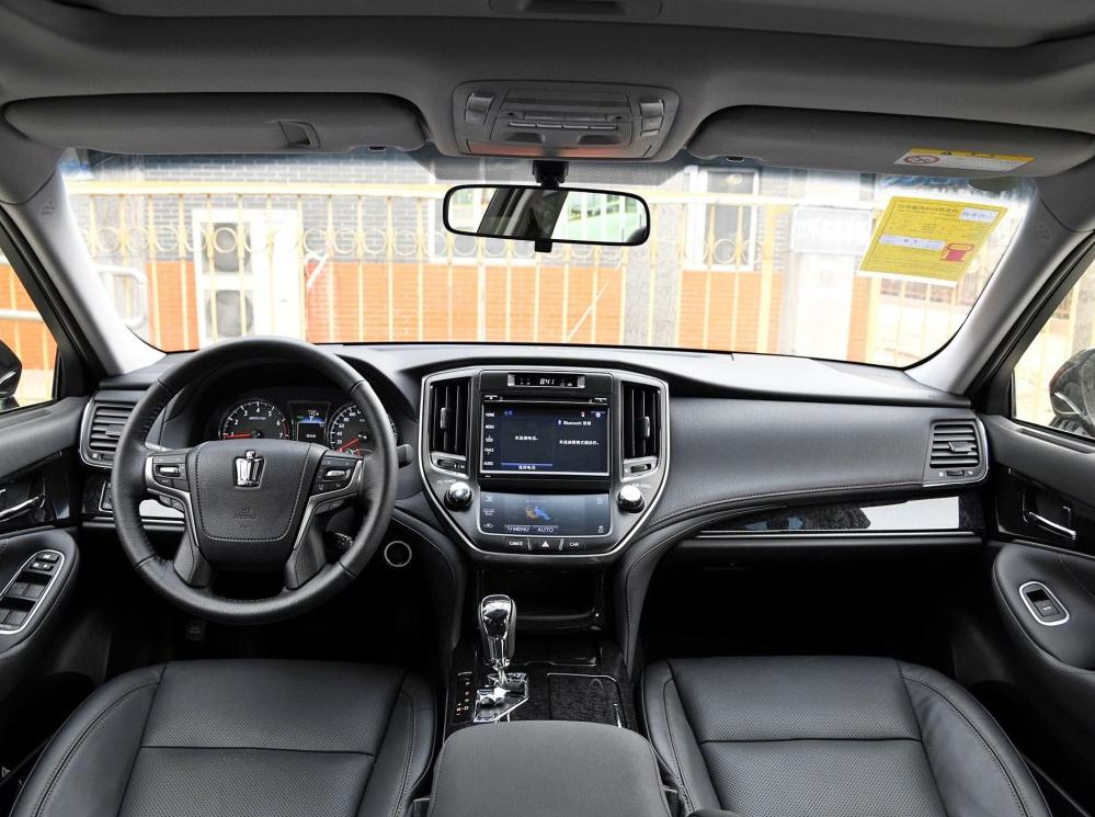 皇冠陆放2.0t车型上市时间,丰田皇冠2.0t车型零百测试