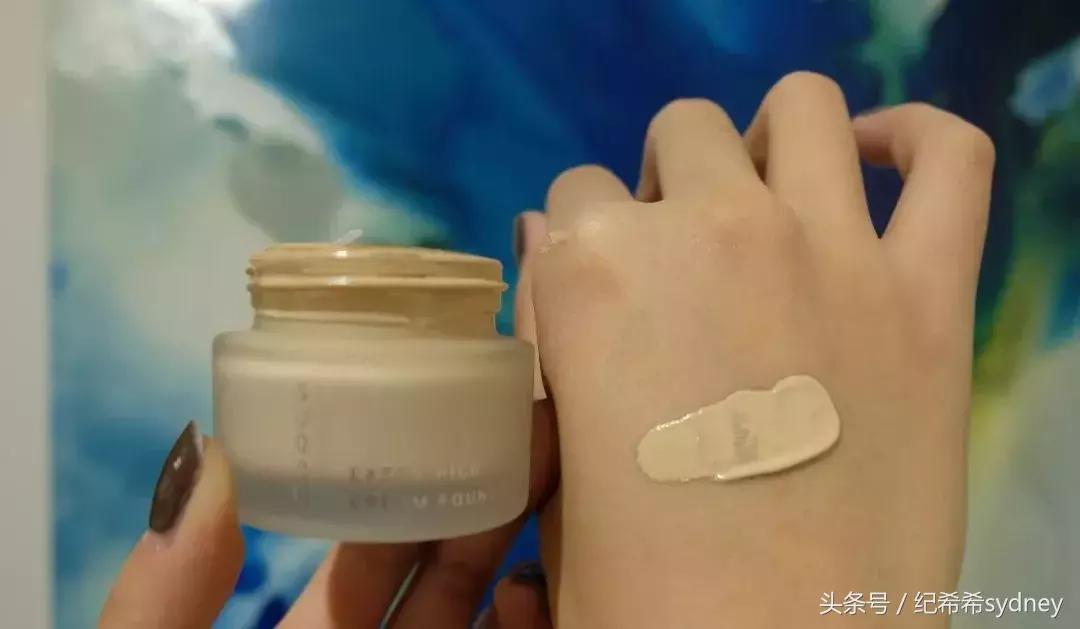 给大家安利让人一听就乖乖交出钱包的粉霜届扛把子——SUQQU