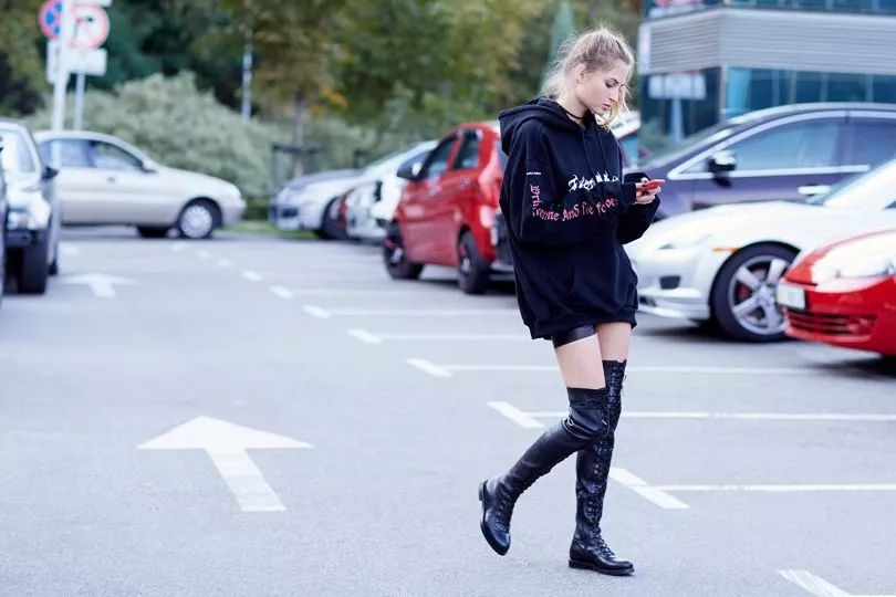 穿腻了的卫衣应该怎么改造,穿腻的连帽卫衣