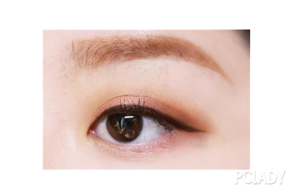 下班如果有人约,怎么急救补妆就成了关键