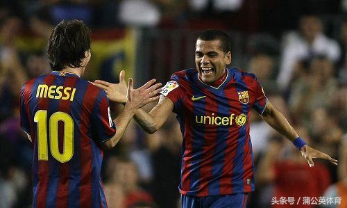 梅西09年(巴萨六冠王)十大战役:欧冠击倒曼联6-2屠皇马