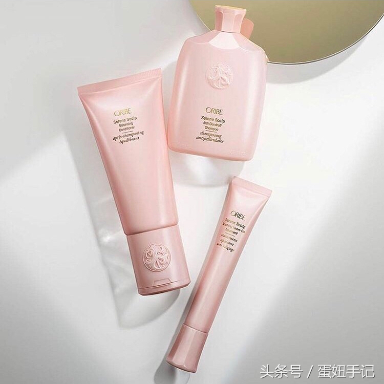 少女粉+性冷淡风=这个春天的情愫｜直男送礼指北