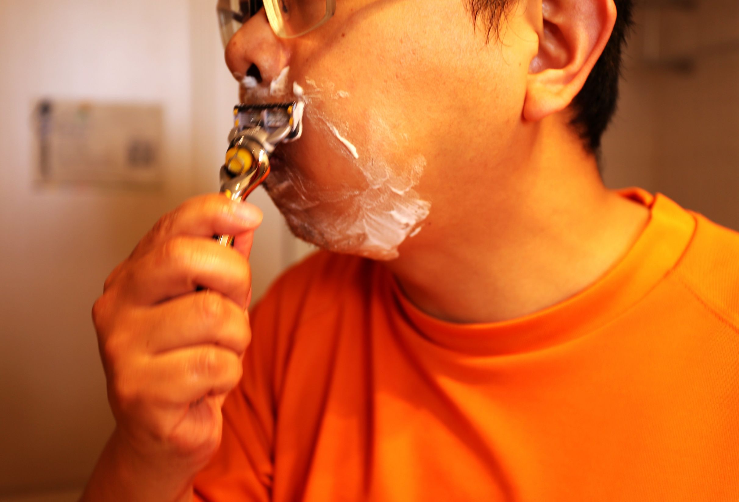 吉列致护和锋隐的区别,吉列锋隐致顺刀头可以通用么