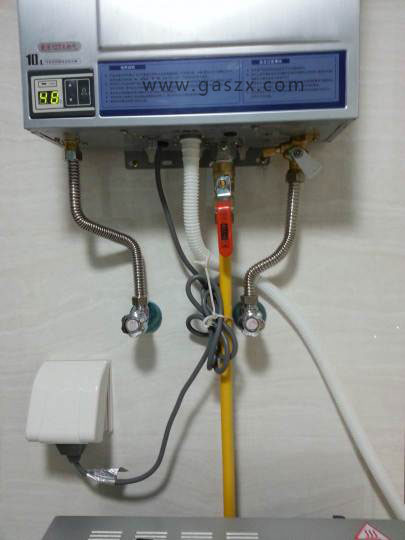 燃气热水器冷凝水用什么水管,燃气热水器冷凝水怎么排最好