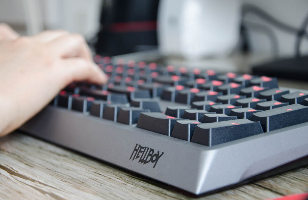 矮轴机械键盘和高轴机械键盘,机械键盘可能会毁掉你的手