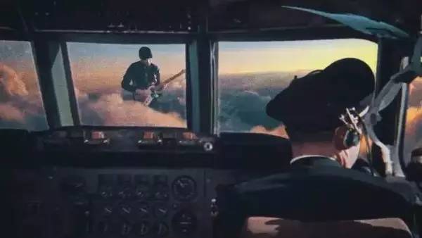 天了噜,他们的新MV这么会玩,原来玩摇滚的脑洞也很大