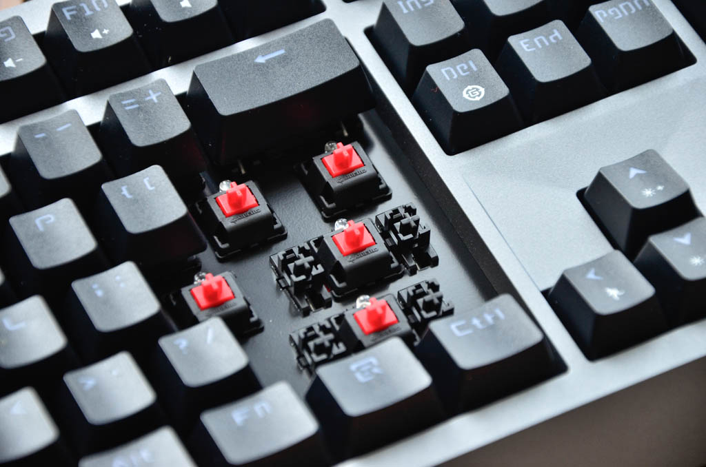 入门黑轴红轴机械键盘,机械键盘可能正在毁掉你的手腕