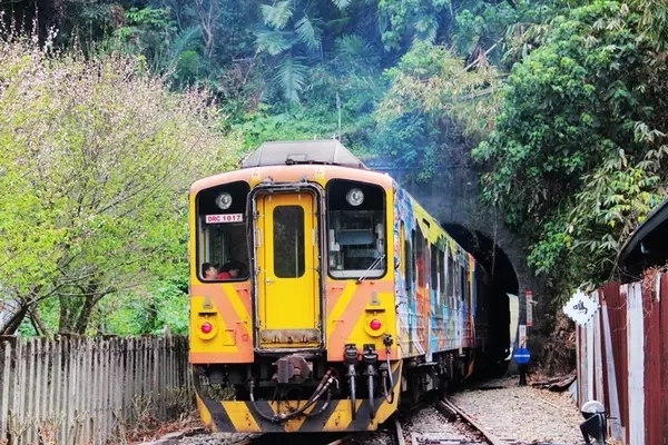 台湾旅游最值得去的景点,台湾旅游必去的机场