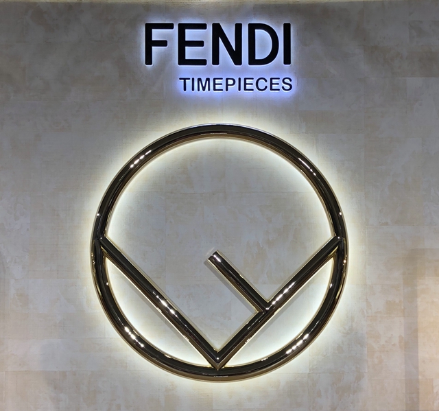 fendi腕表小怪兽价格,fendi女士腕表