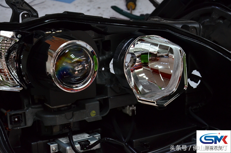 雷克萨斯es低配换led灯,汽车led灯太亮总是被误以为远光灯