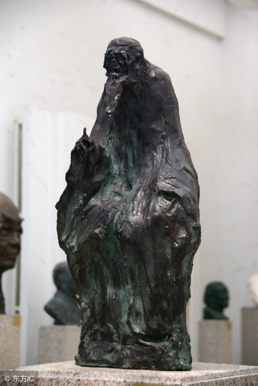 今天让我们从邮票上的雕塑出发！相信我，你会上瘾的！