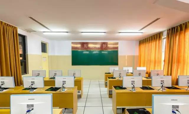 新乡冠英2019年中招分数线,新乡市冠英高级中学啥重点