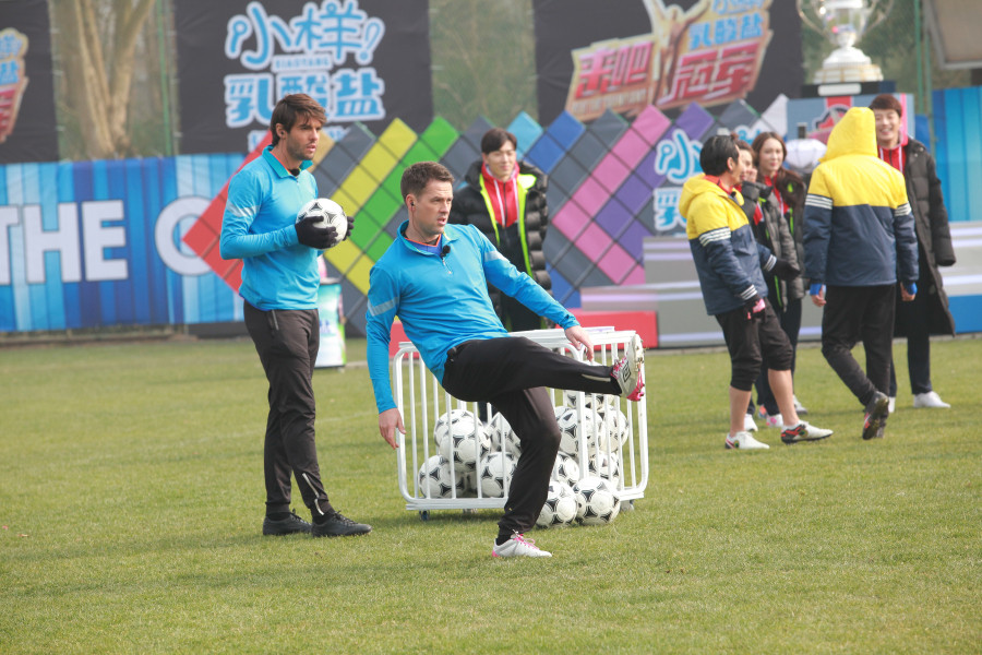 卡卡欧文参加来吧冠军,来吧冠军欧文和卡卡范志毅