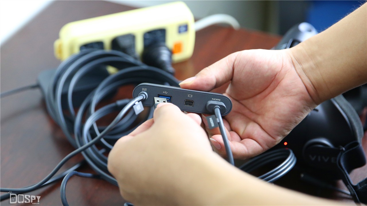 htcvive虚拟实境技术,htcvive体验室内效果