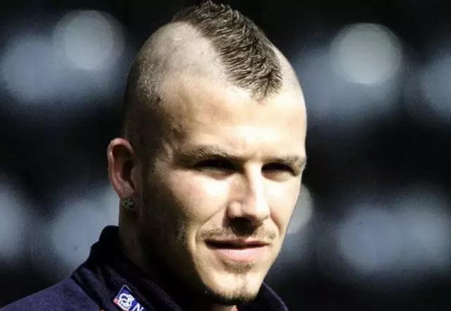 不得了了，如今的年轻人啊，一言不合就换发型！