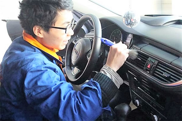 让我来告诉你洗车的正确方法,洗车的正确方法不伤车漆