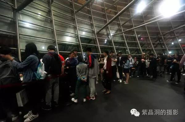 上海这个建筑能耗争议不少，但演出很棒